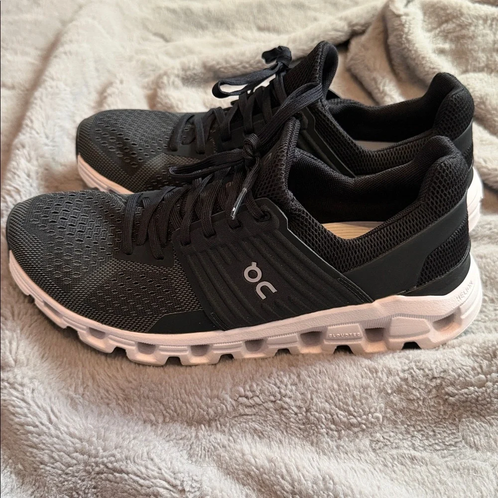 On Running Women’s Black & White CloudTec Running Sneakers - Picture 5 of 13